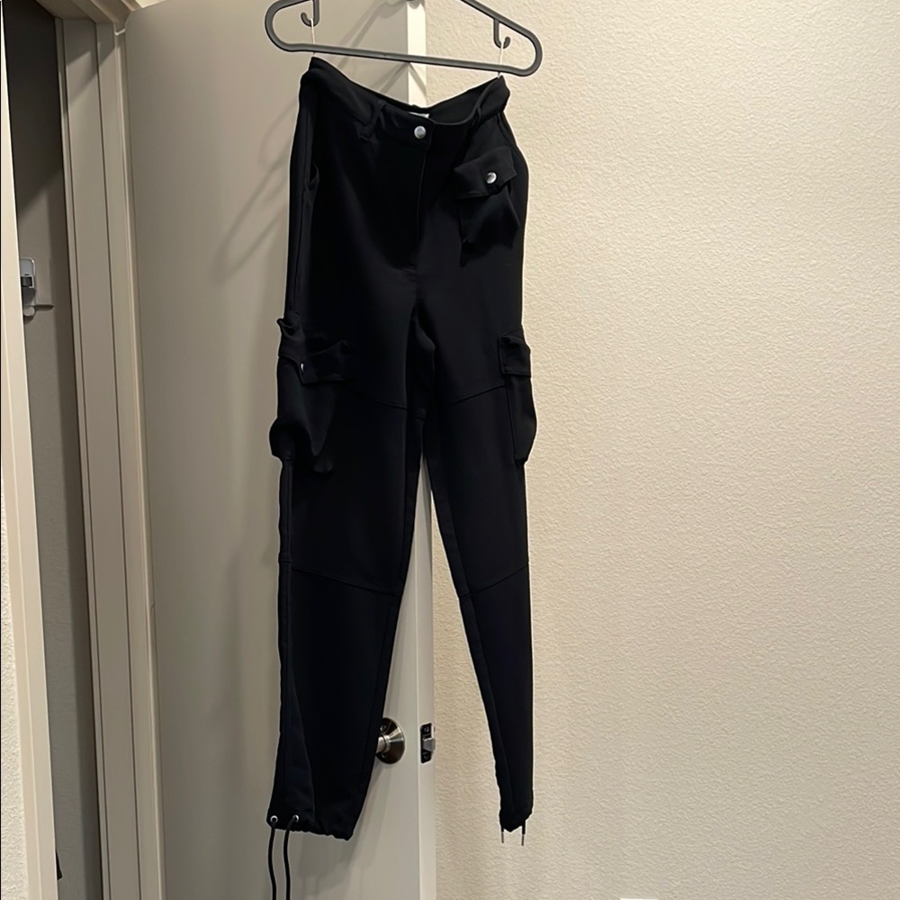 Aritzia Wilfred Black Cargo Pants